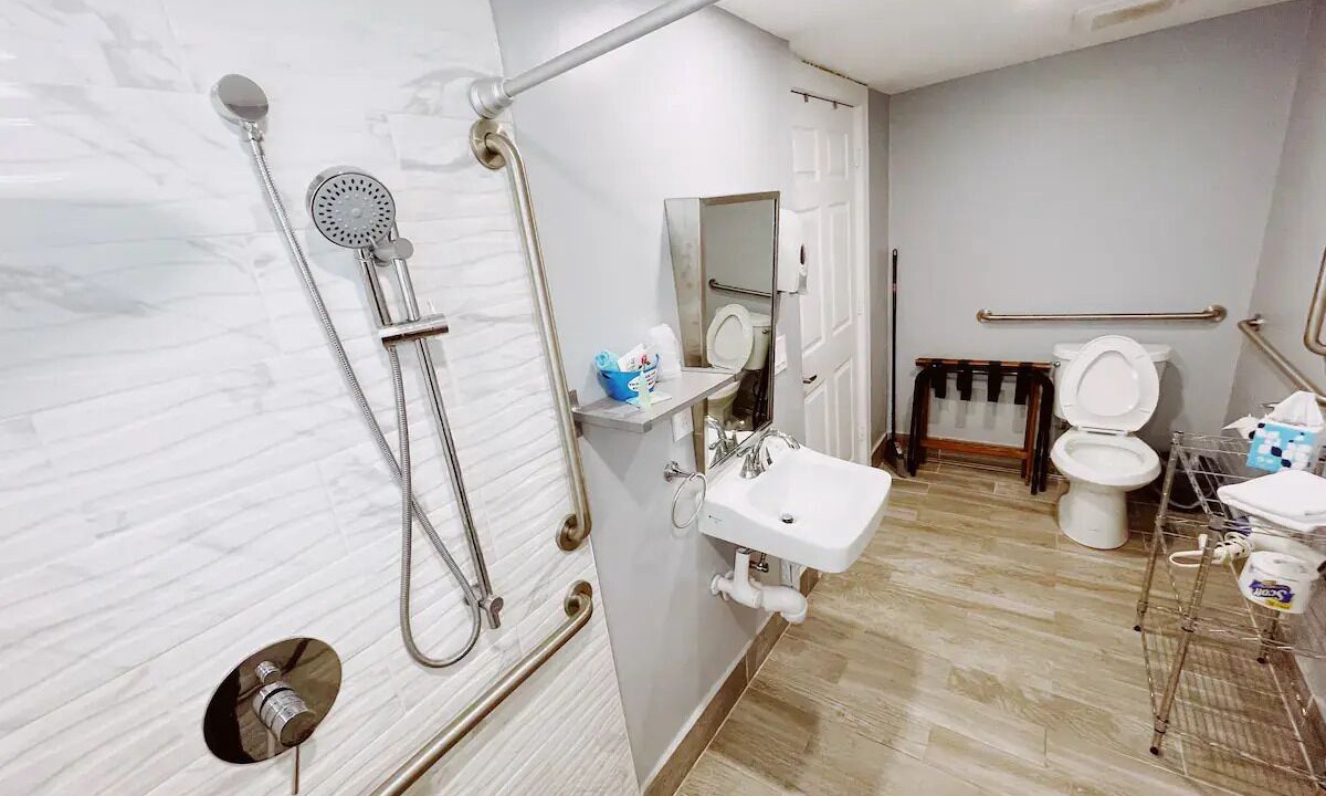 Photo of Bathroom in Lauderdale-by-the-Sea