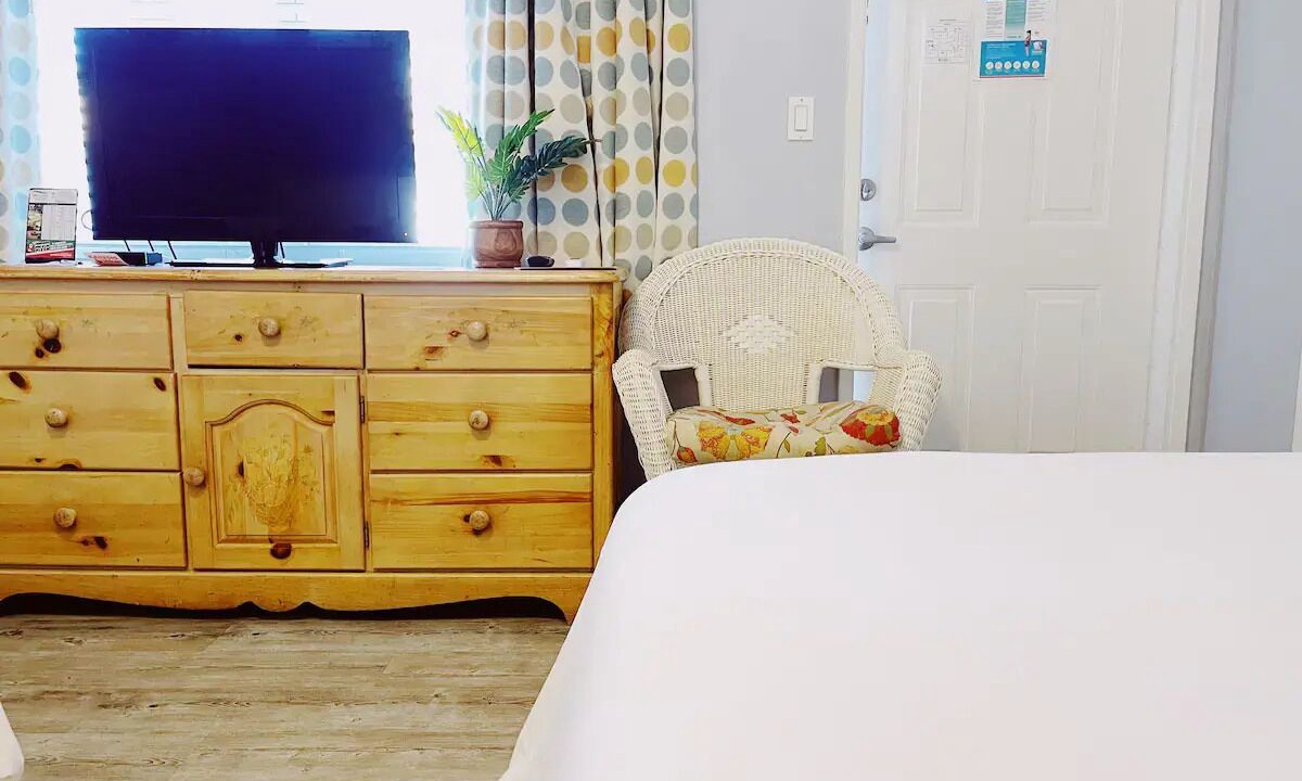 Photo of Bedroom in Lauderdale-by-the-Sea