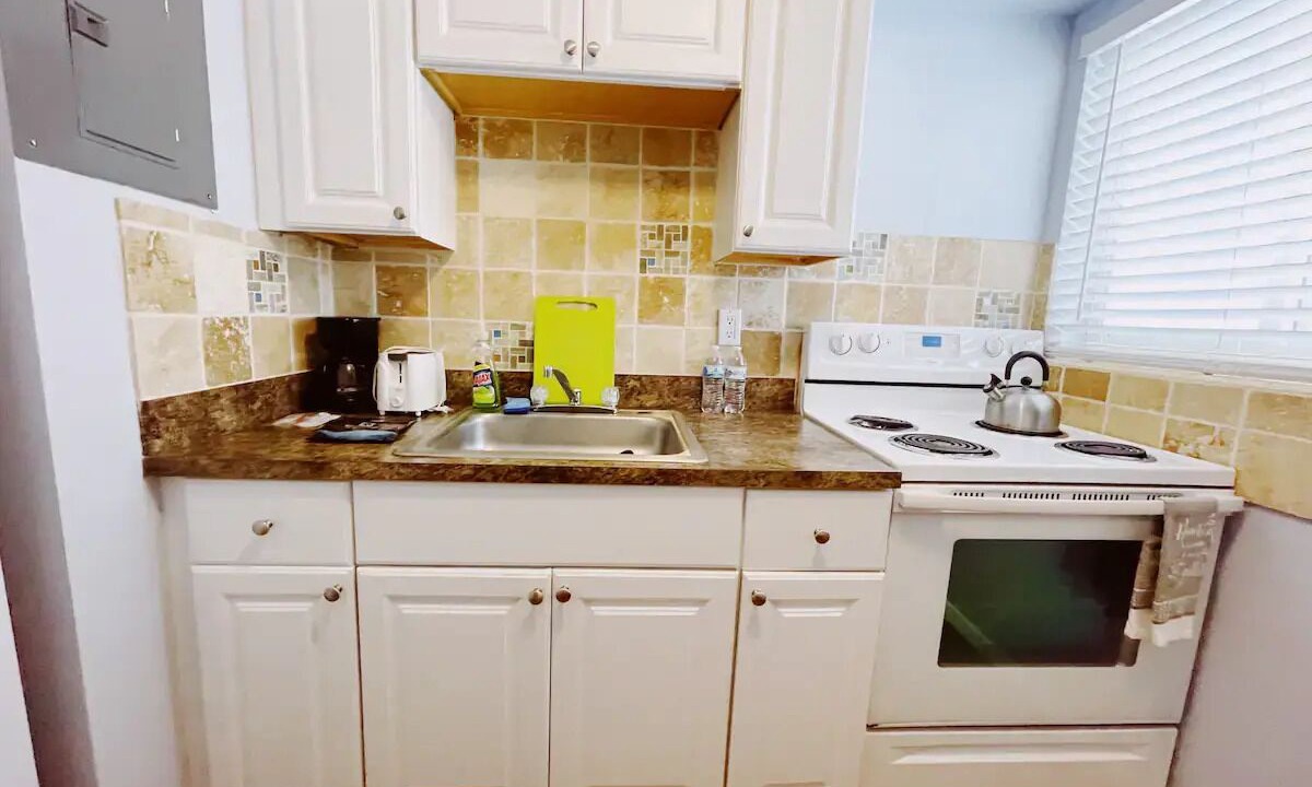 Photo of Kitchen in Lauderdale-by-the-Sea