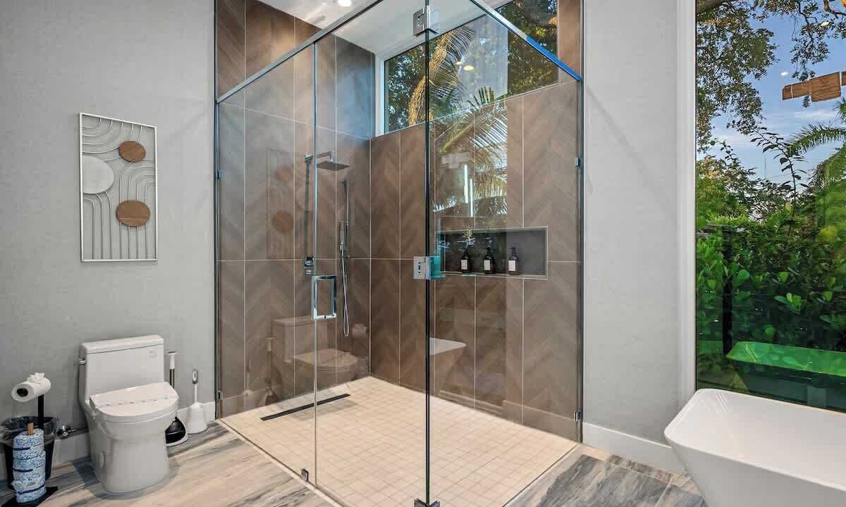 Photo of Bathroom in Ojus