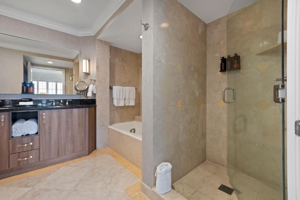 Photo of Bathroom in Central Beach