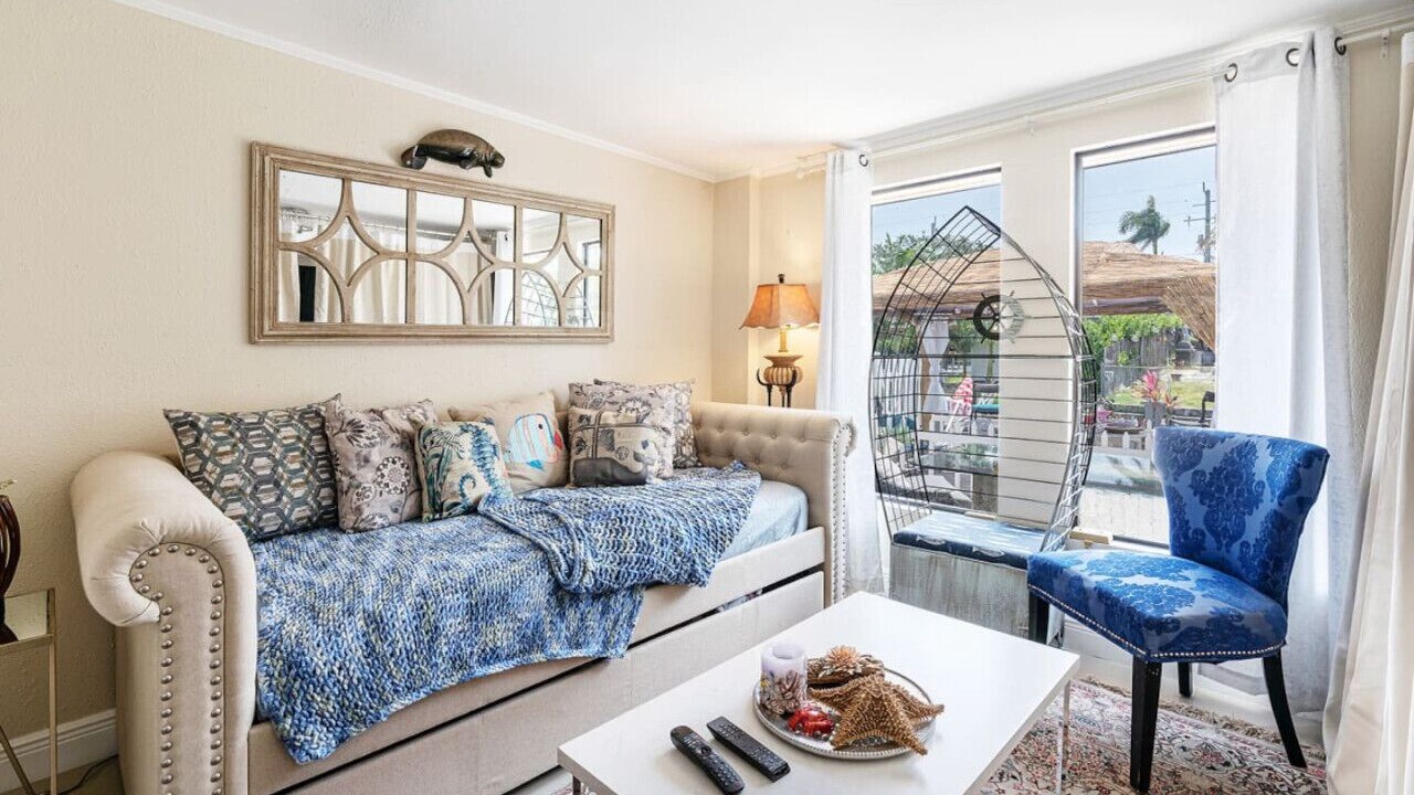 Photo of Bedroom in Hallandale Beach