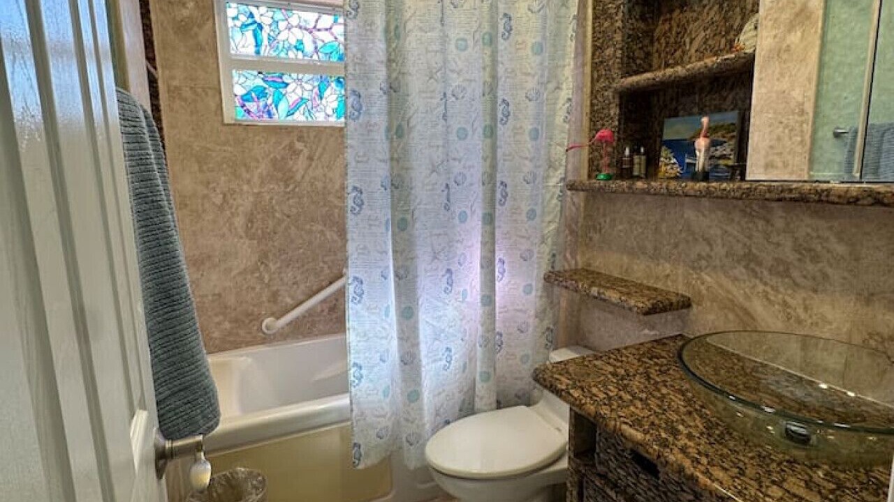 Photo of Bathroom in Hallandale Beach
