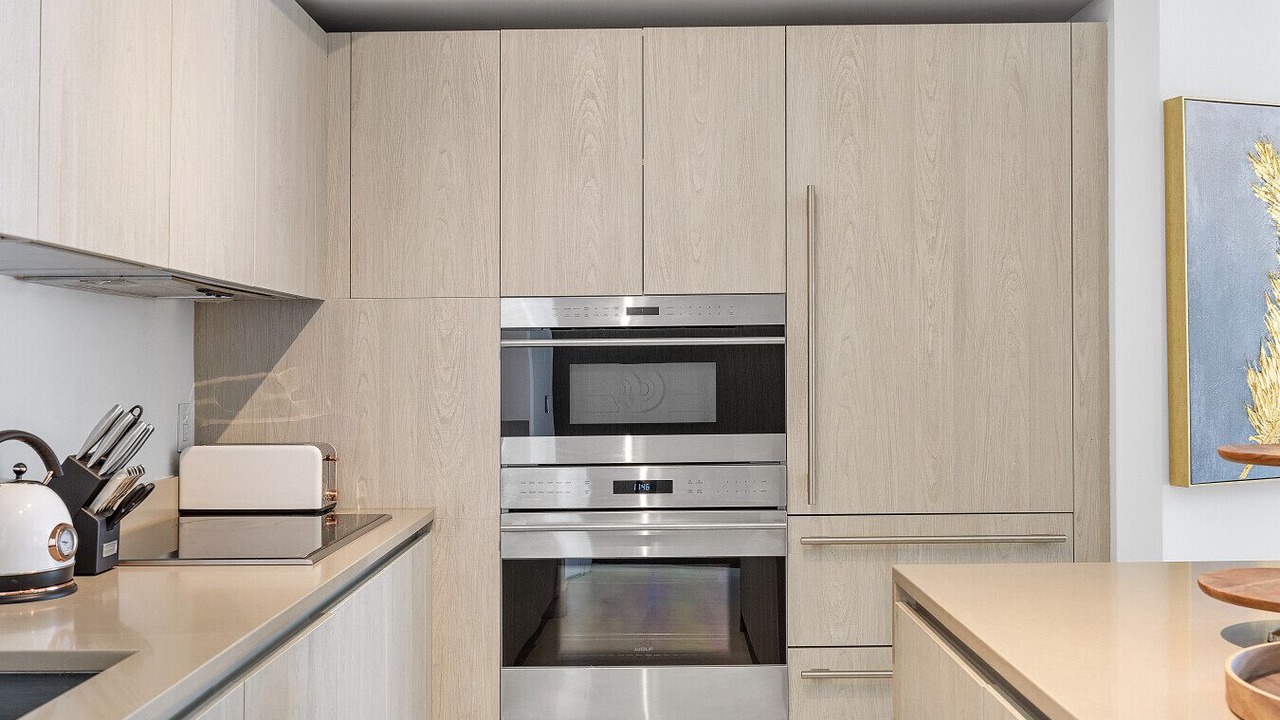 Photo of Kitchen in Hollywood South Central Beach