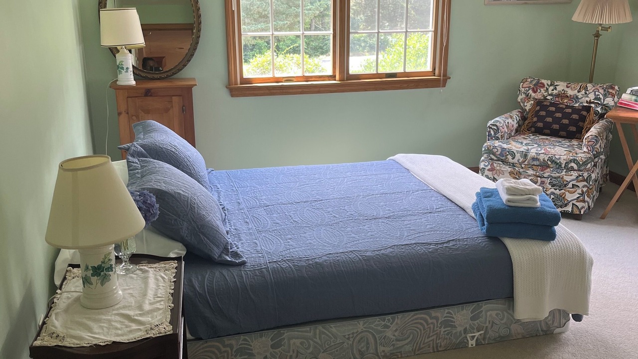 Photo of Bedroom in Hatchville