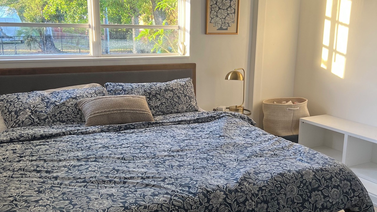 Photo of Bedroom in Miami Gardens