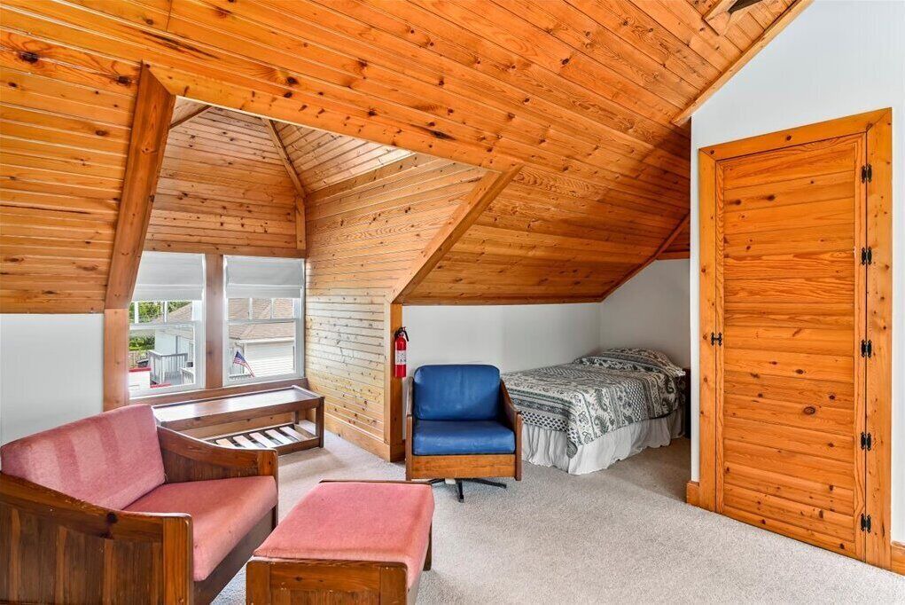 Photo of Bedroom in Rock Hall