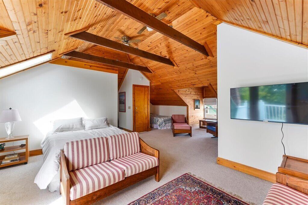 Photo of Bedroom in Rock Hall