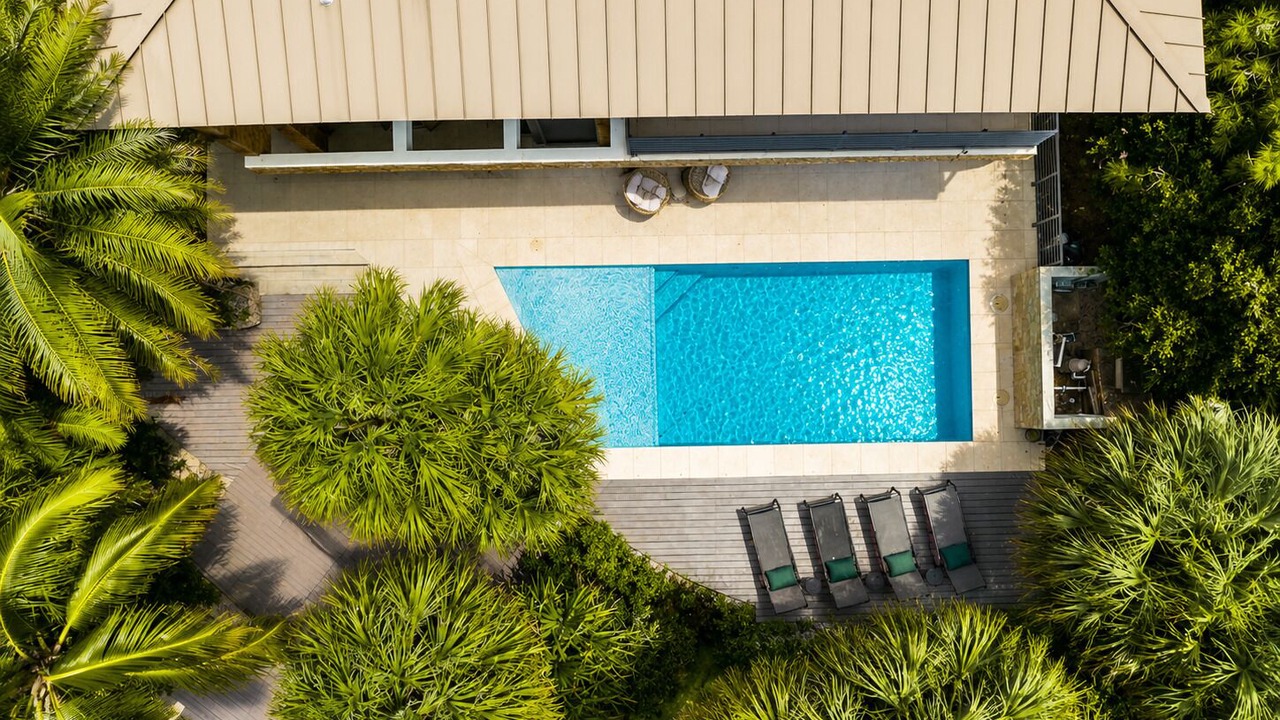 Photo of Outdoor in Northeast Miami