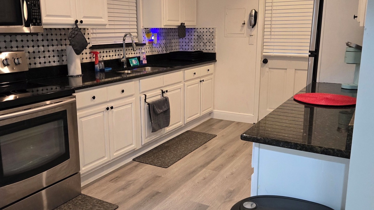 Photo of Kitchen in Miami Gardens