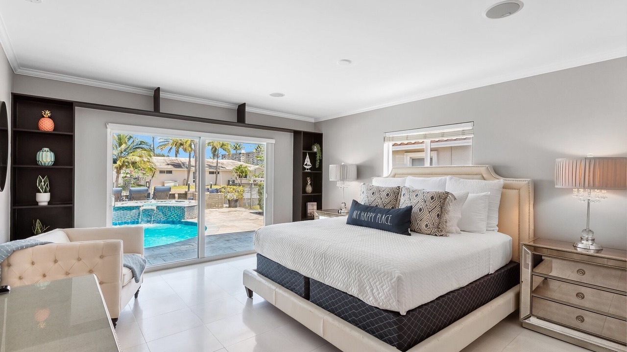 Photo of Bedroom in Garden Isles