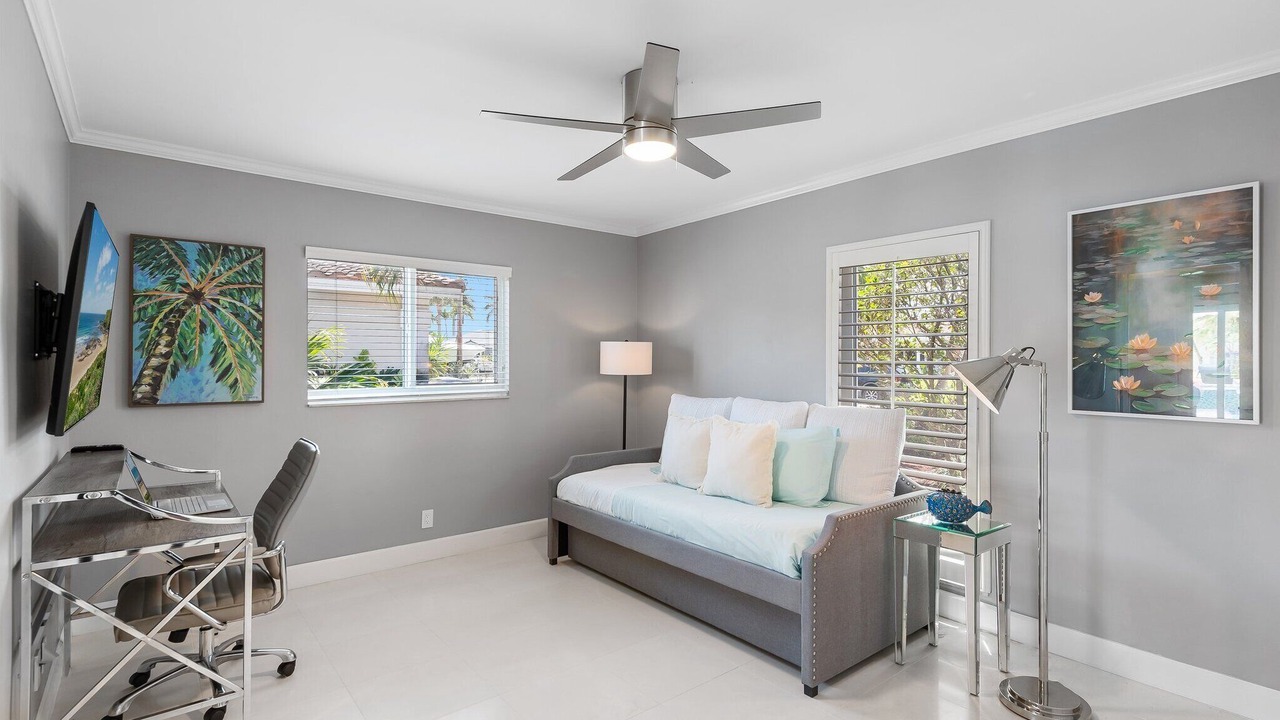Photo of Bedroom in Garden Isles