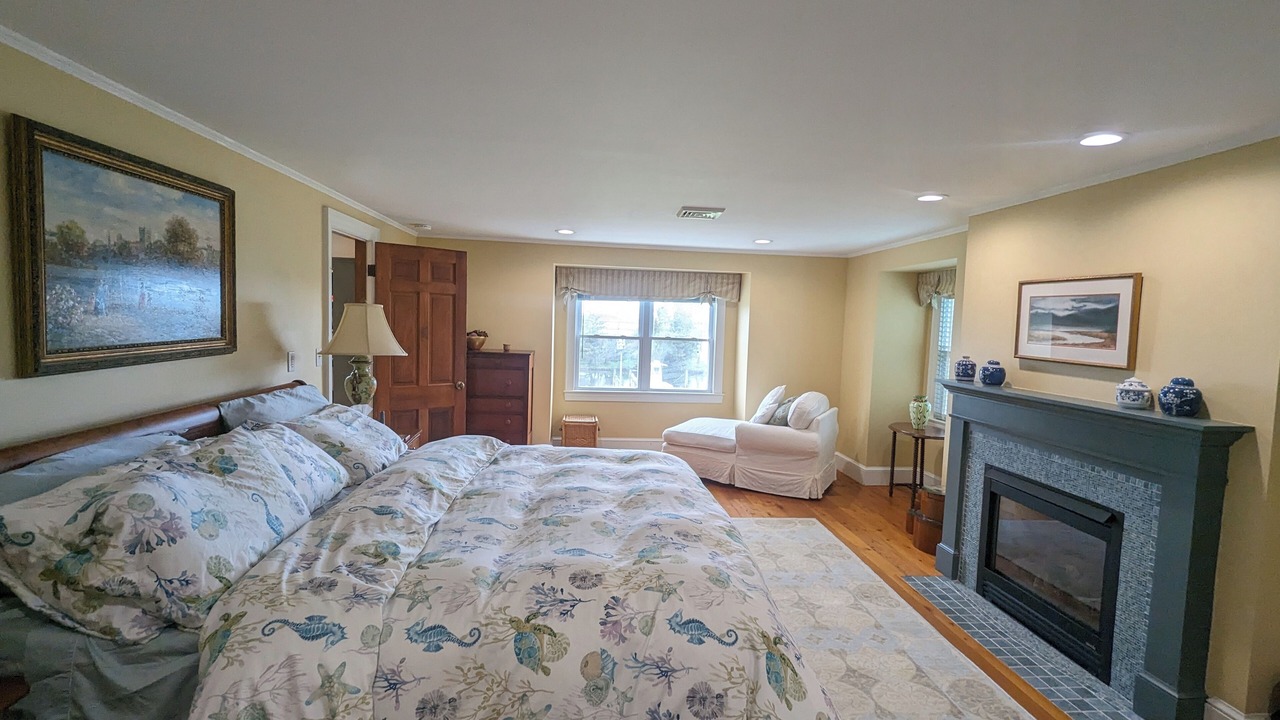 Photo of Bedroom in Greenbush
