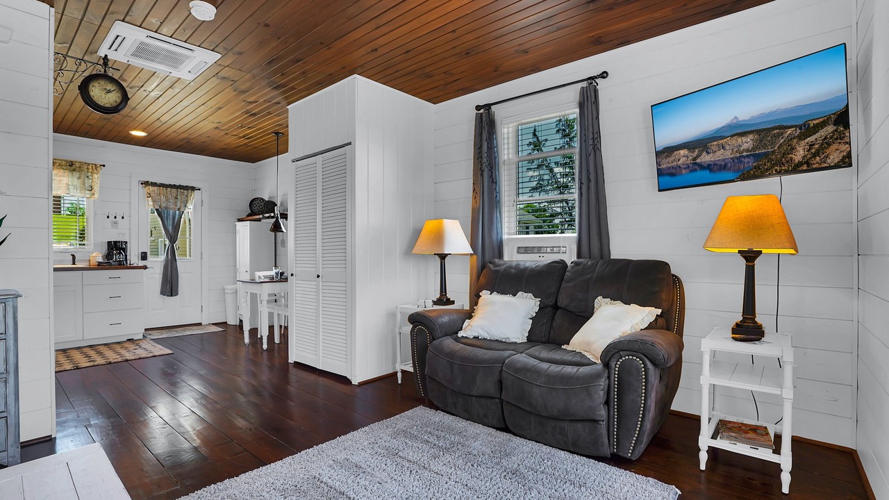 Photo of Bedroom in Walnut Creek