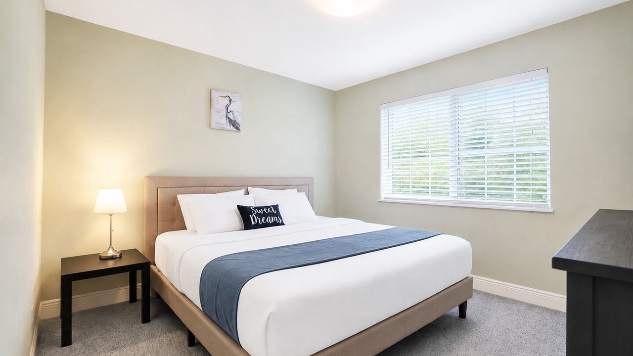 Photo of Bedroom in South Lake