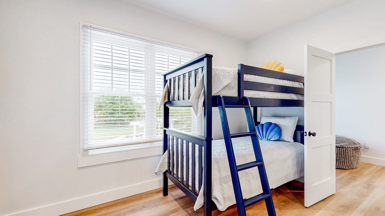 Photo of Bedroom in Long Neck