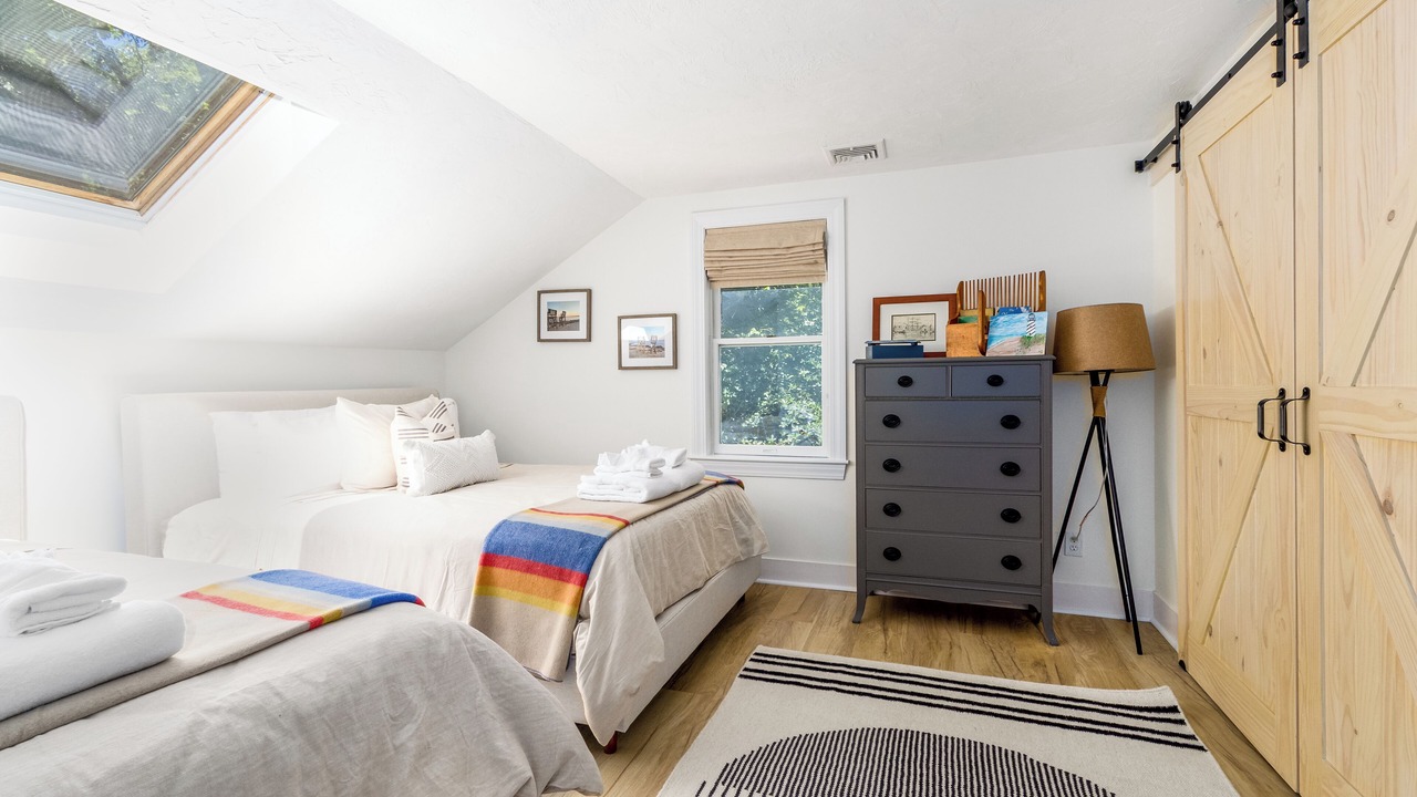 Photo of Bedroom in Waquoit Village