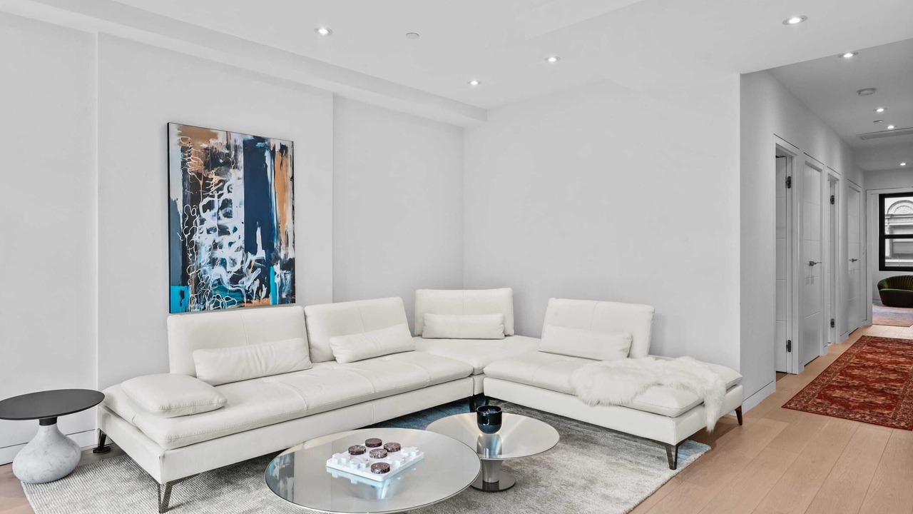 Photo of Livingroom in Bloomingdale