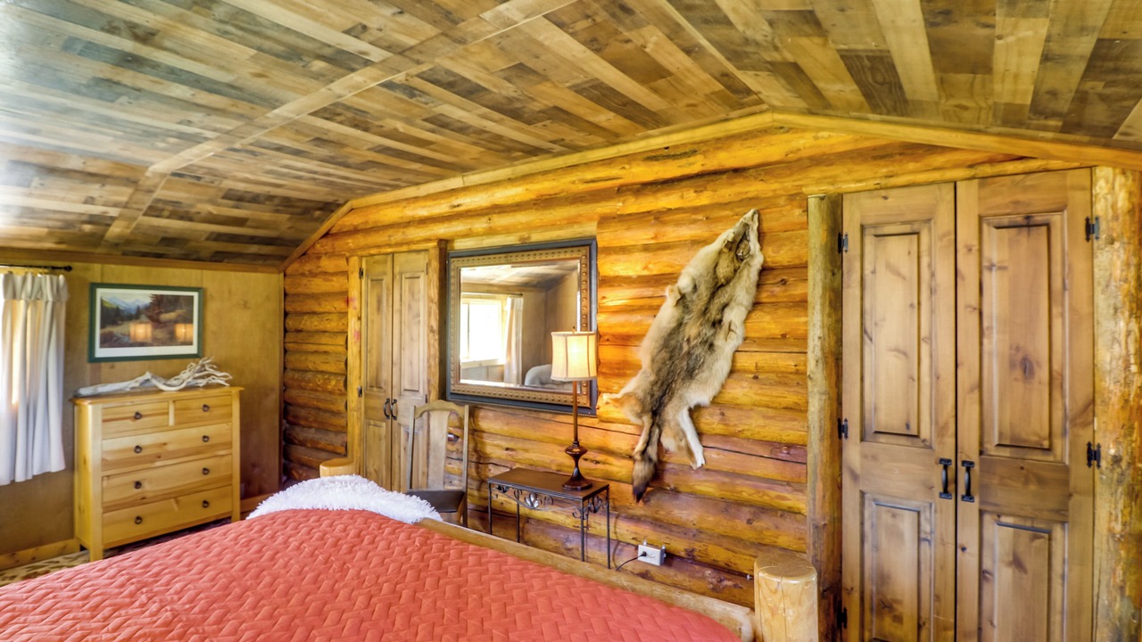 Photo of Bedroom in Rexford