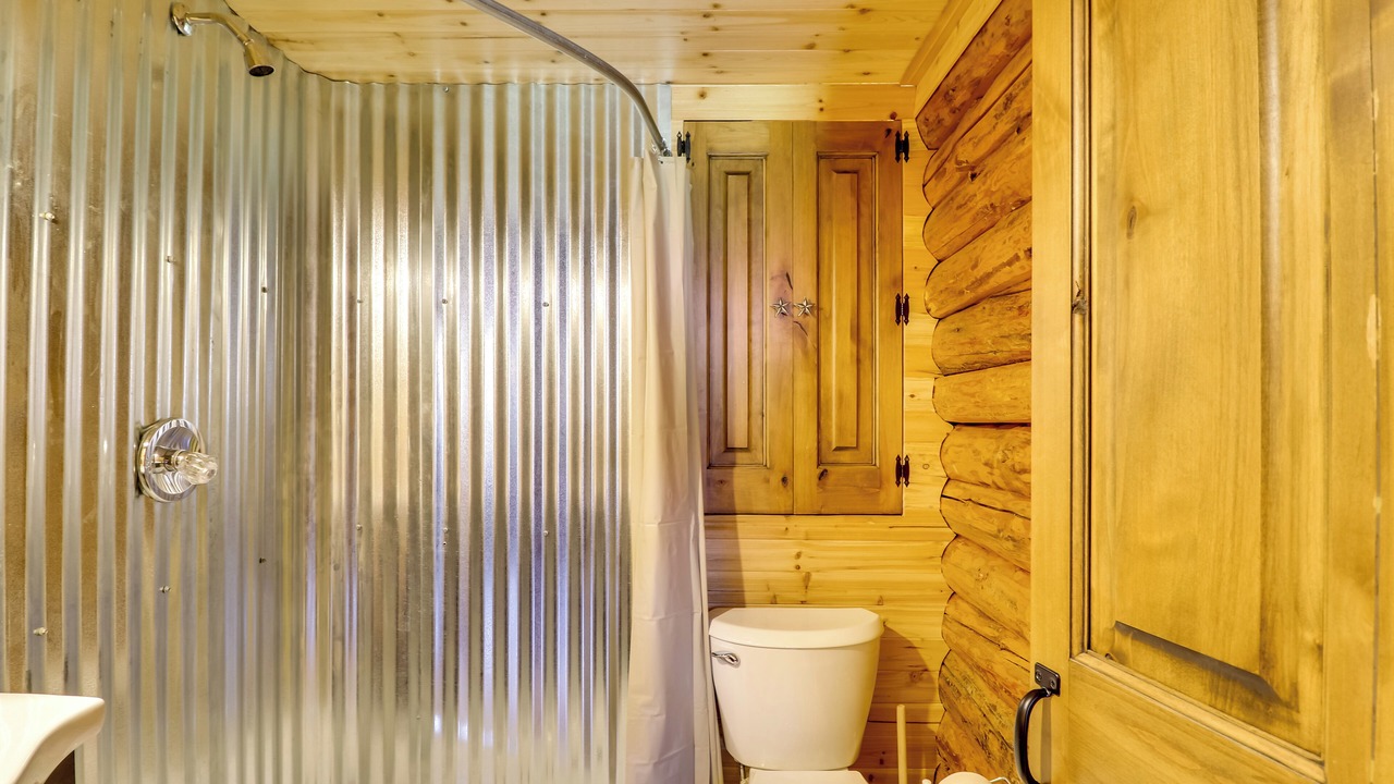 Photo of Bathroom in Rexford