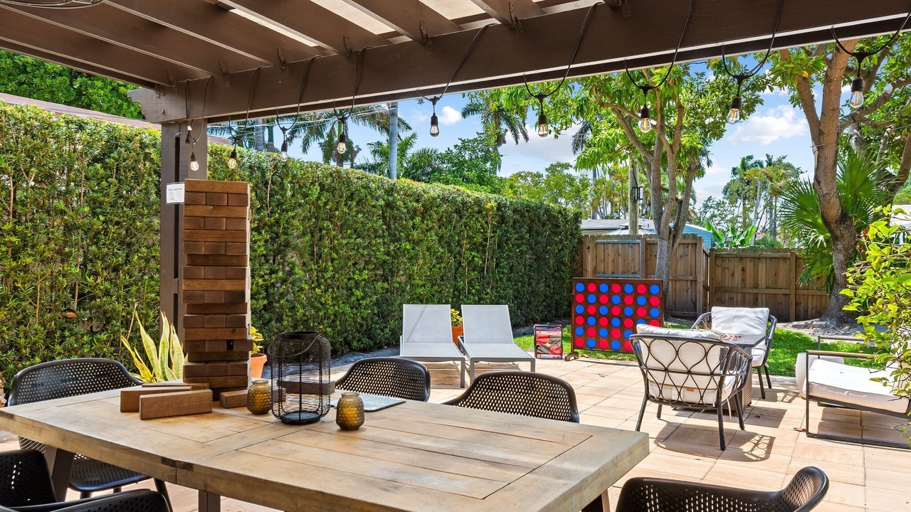 Photo of Outdoor in Royal Poinciana