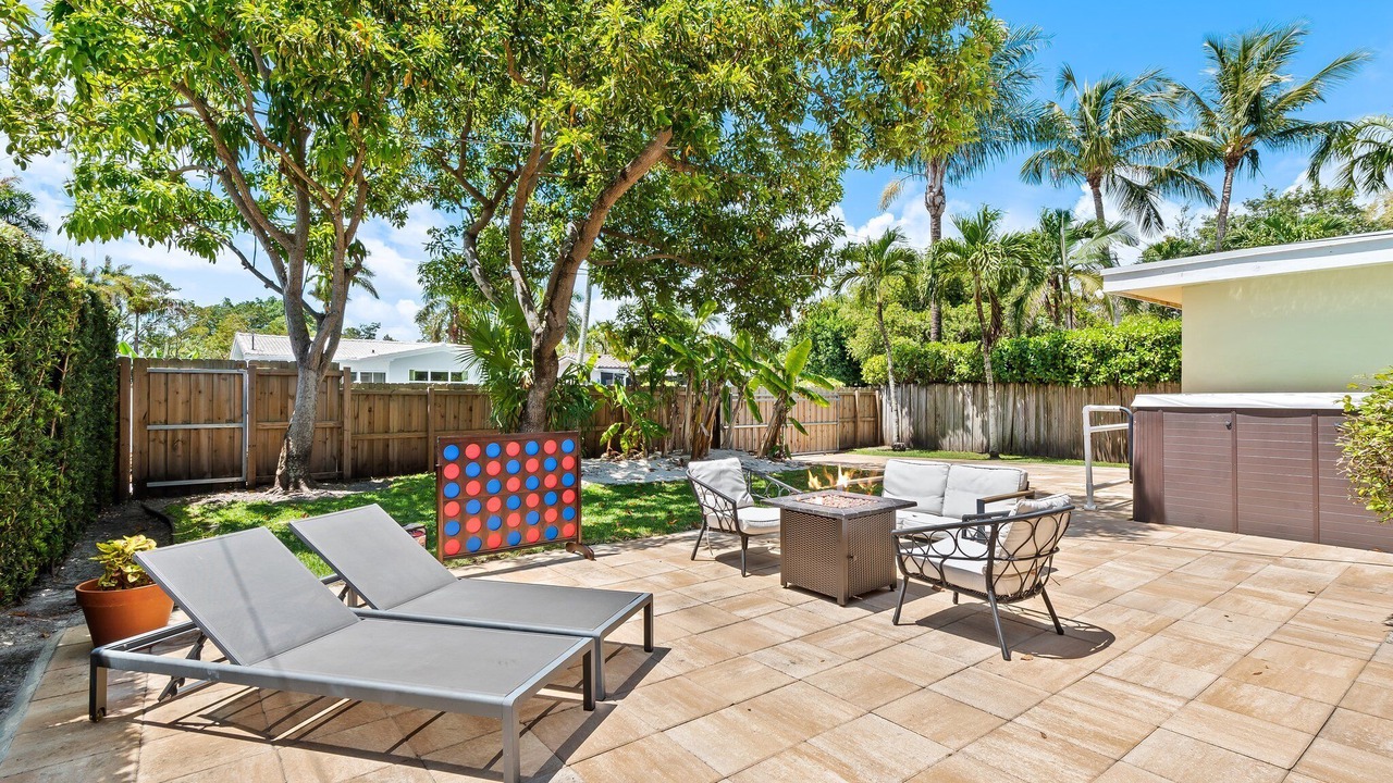 Photo of Patio Balcony in Royal Poinciana