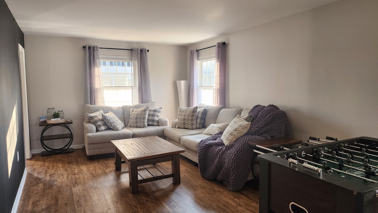 Photo of Livingroom in Milton