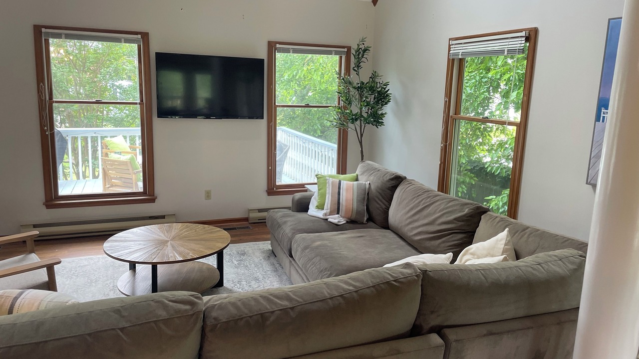Photo of Livingroom in Rock Hall