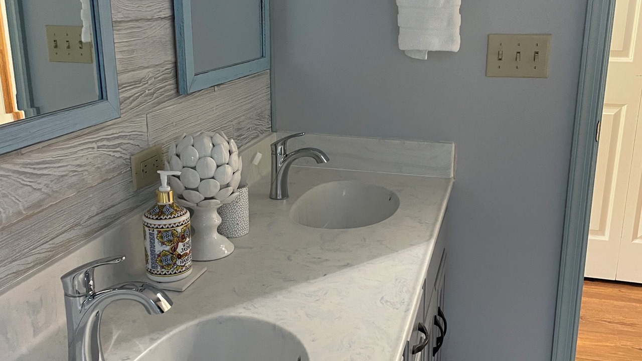 Photo of Bathroom in Rock Hall