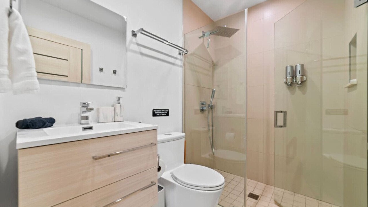 Photo of Bathroom in Boulevard Heights