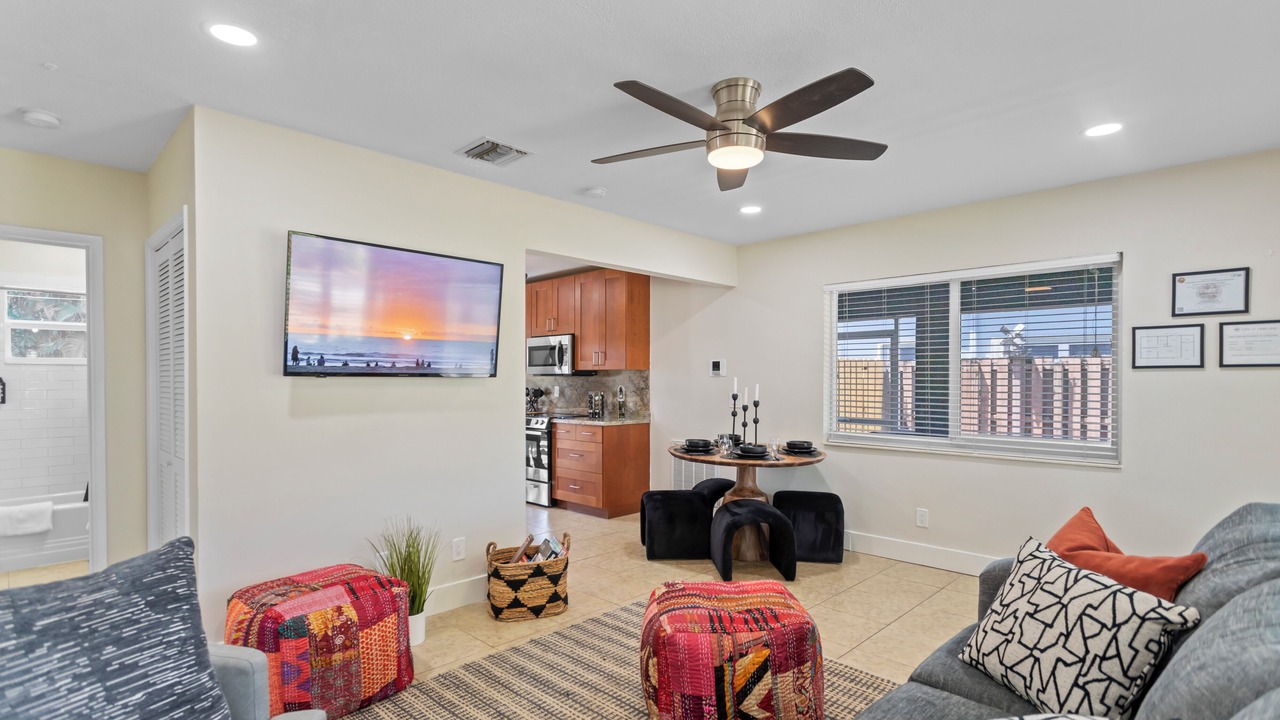Photo of Livingroom in North Andrews Gardens