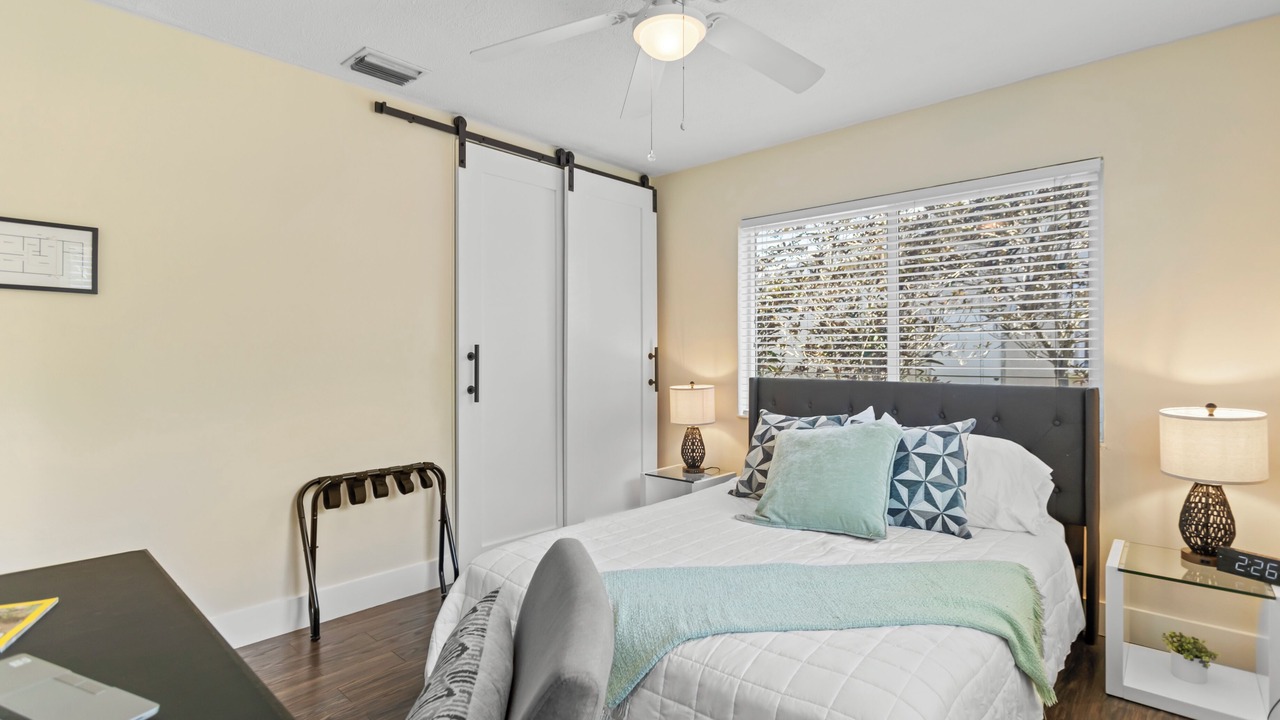 Photo of Bedroom in North Andrews Gardens