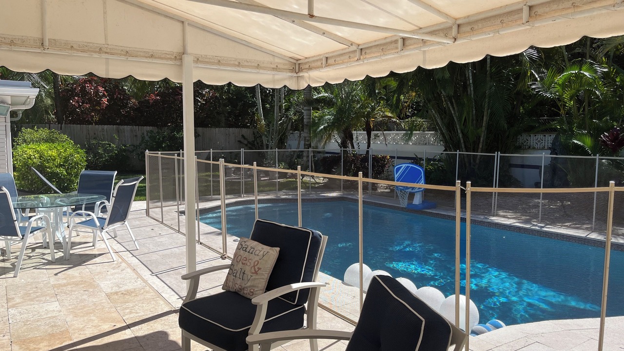 Photo of Outdoor in Dolphin Isles