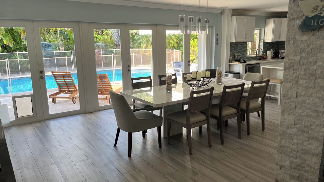 Photo of Livingroom in Dolphin Isles