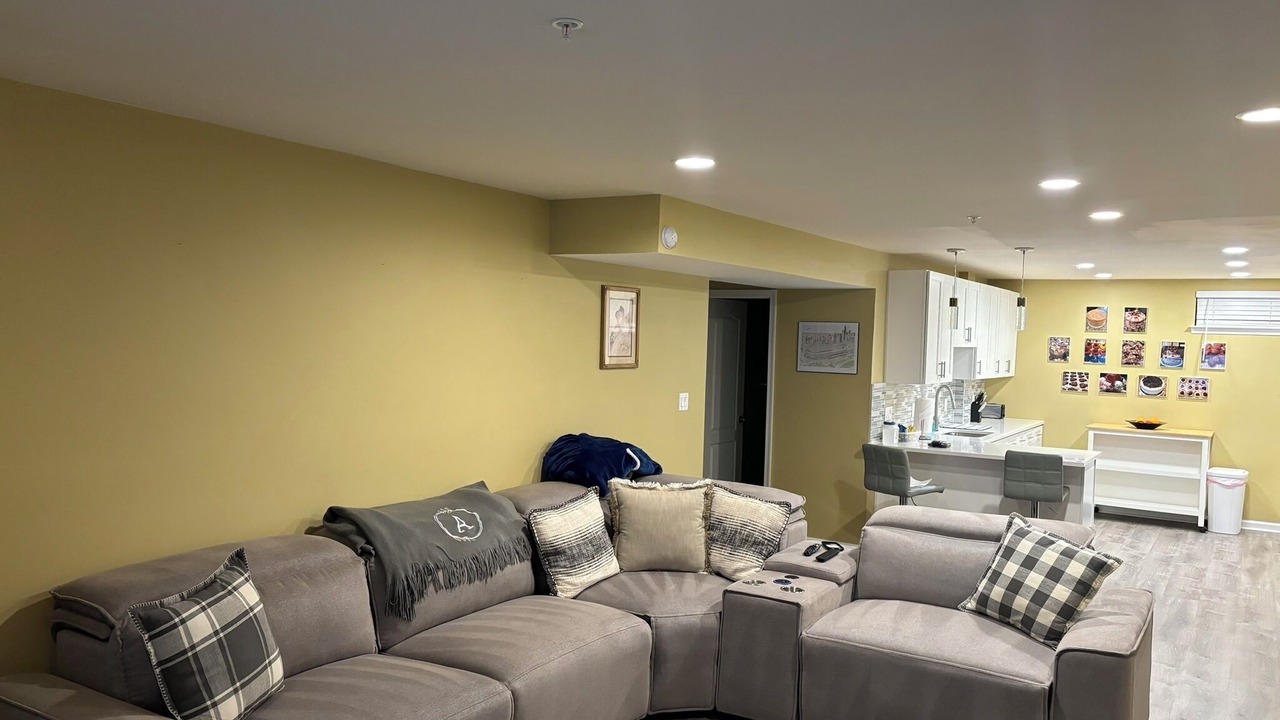 Photo of Livingroom in St. Charles