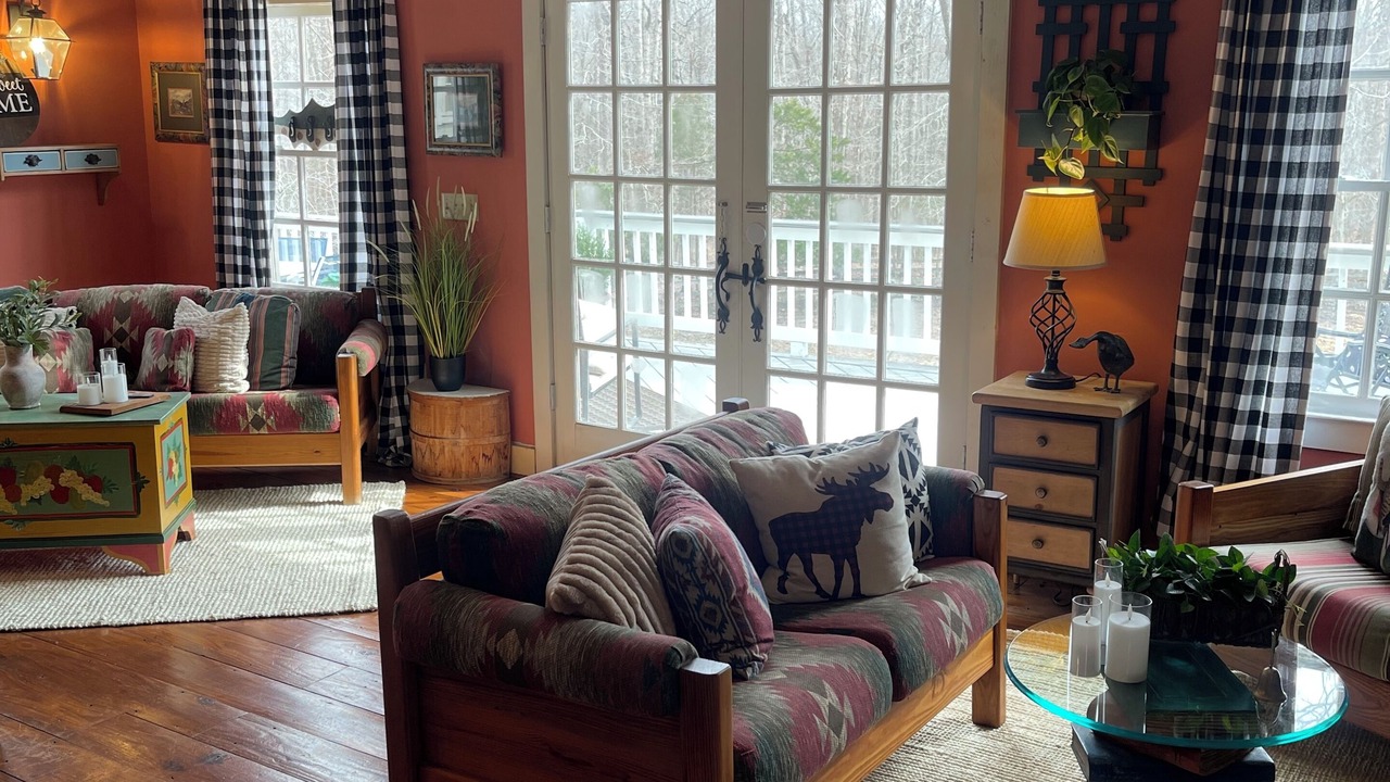 Photo of Livingroom in Cobham