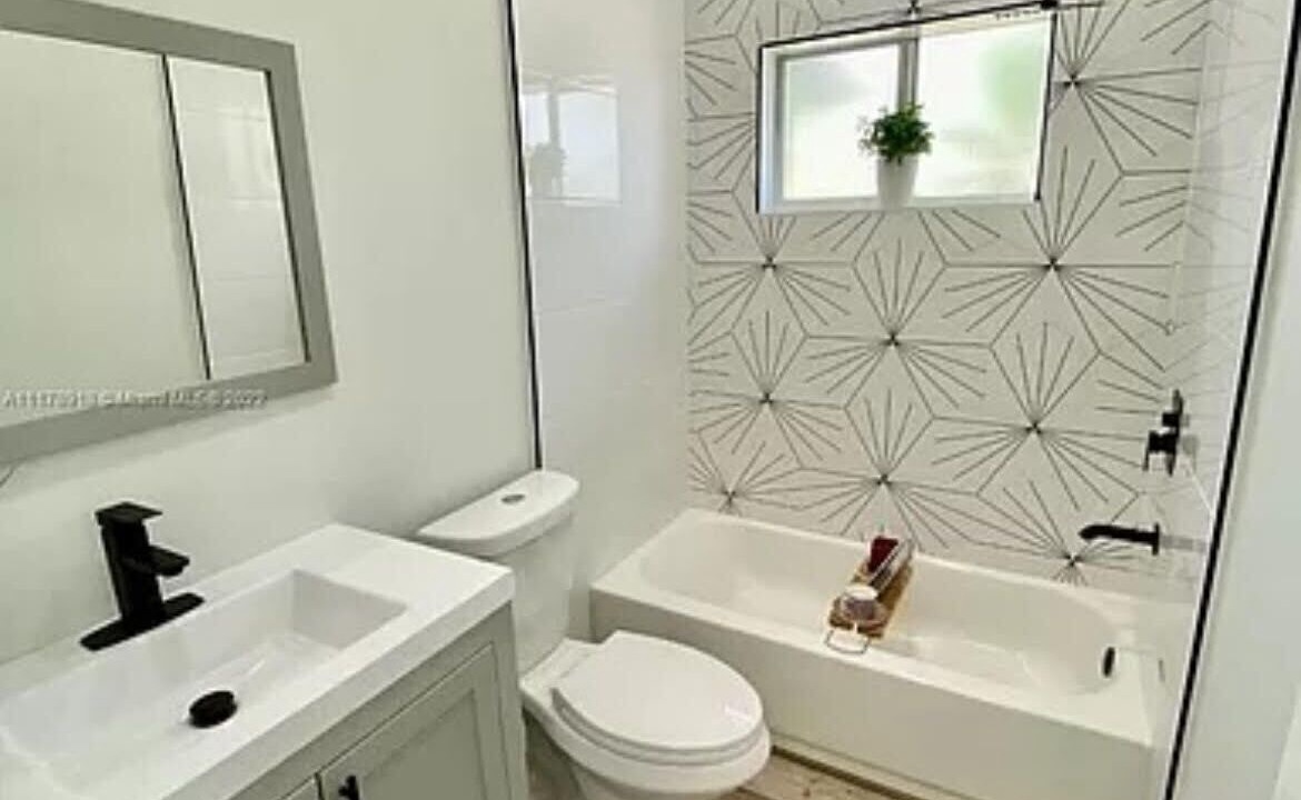 Photo of Bathroom in Riverside Park