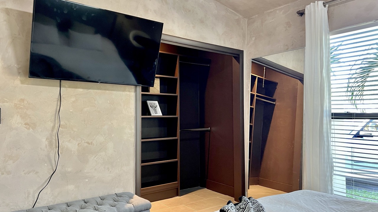 Photo of Bedroom in Ojus