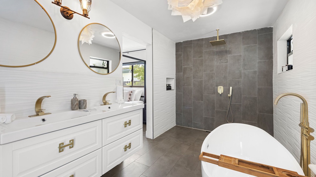 Photo of Bathroom in Ojus