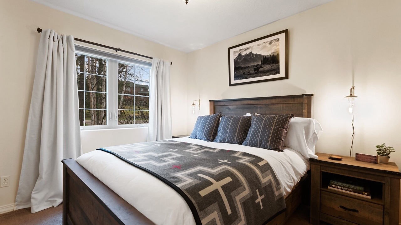 Photo of Bedroom in Columbia Falls