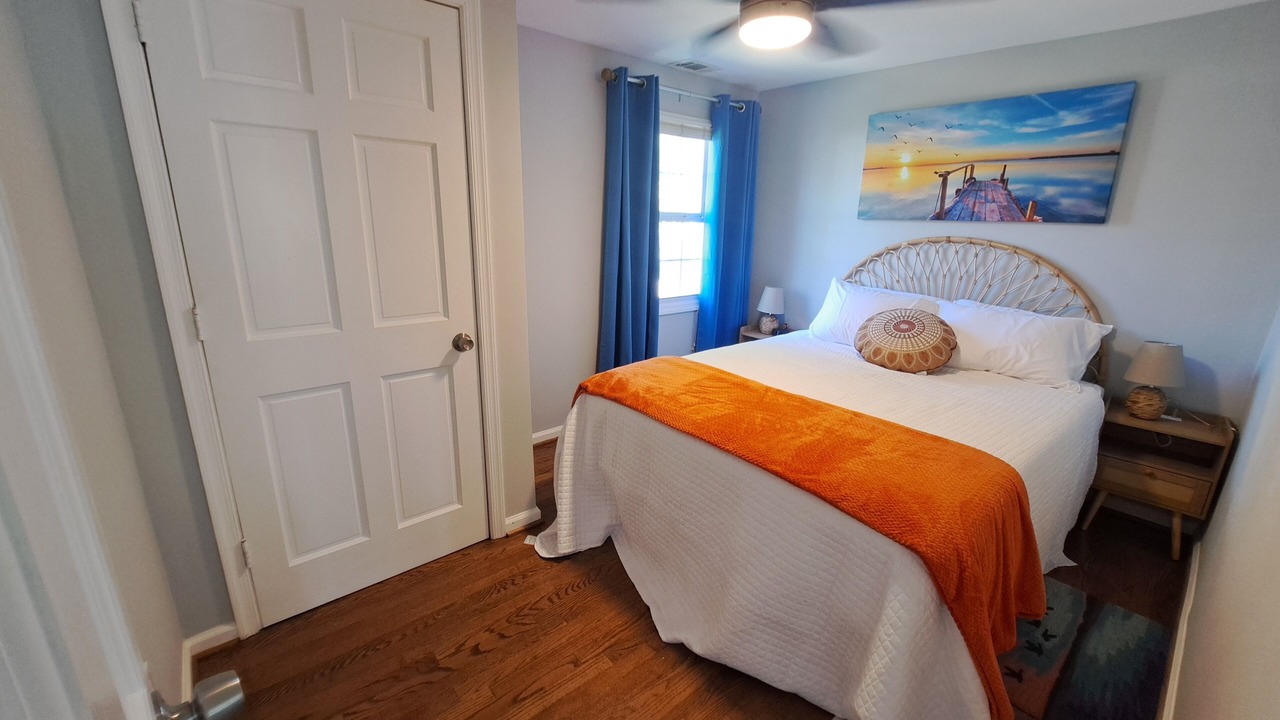 Photo of Bedroom in Colonial Beach
