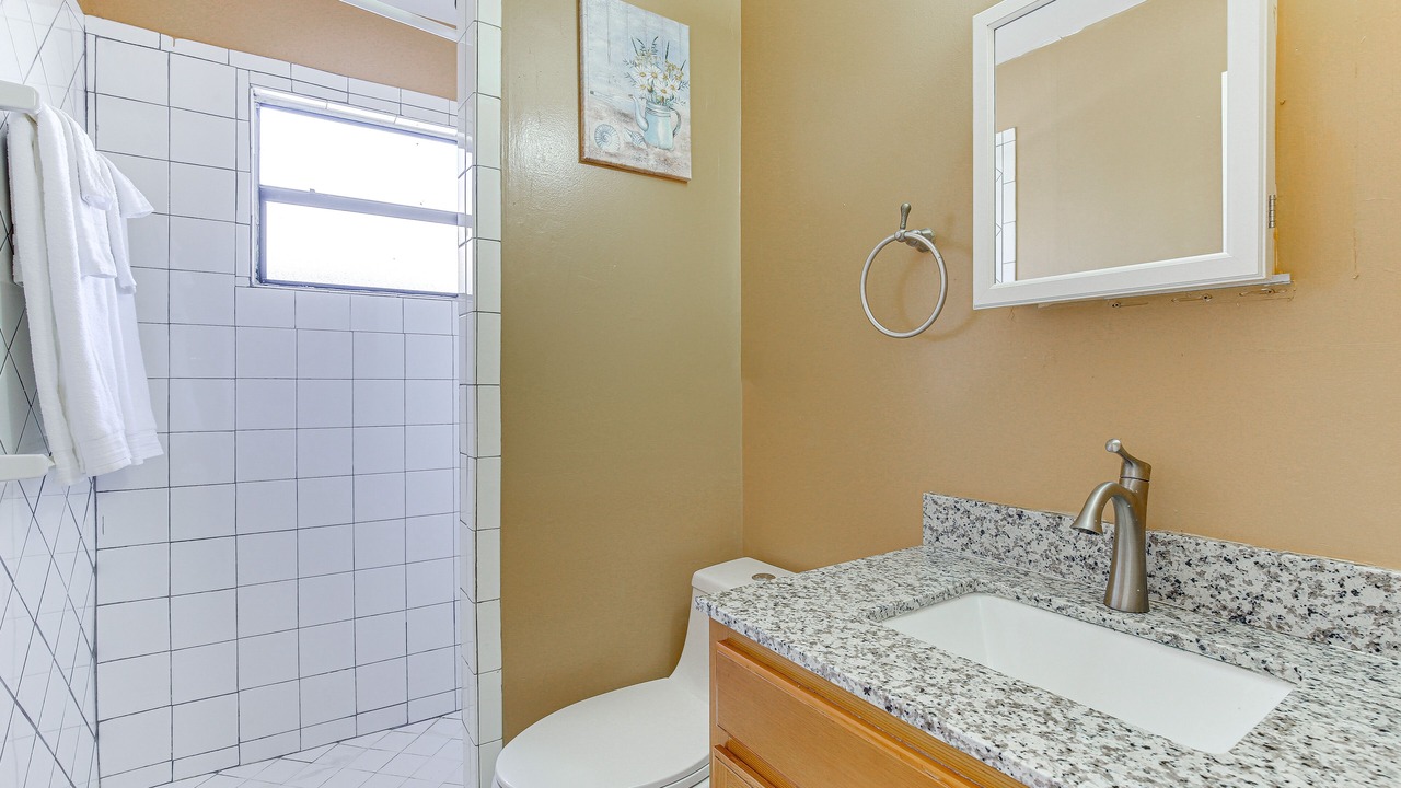 Photo of Bathroom in Sunrise