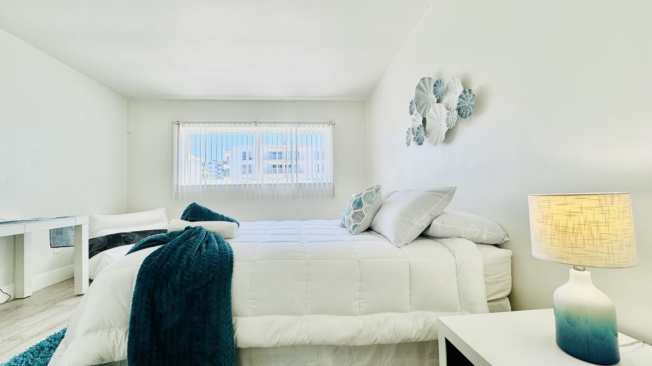 Photo of Bedroom in Eastern Shores