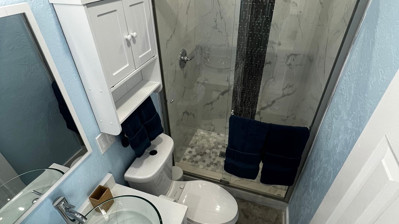 Photo of Bathroom in Lake Ridge