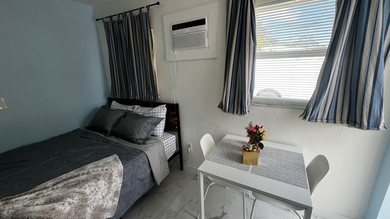 Photo of Bedroom in Lake Ridge