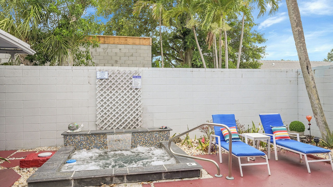 Photo of Patio Balcony in Lauderdale-by-the-Sea