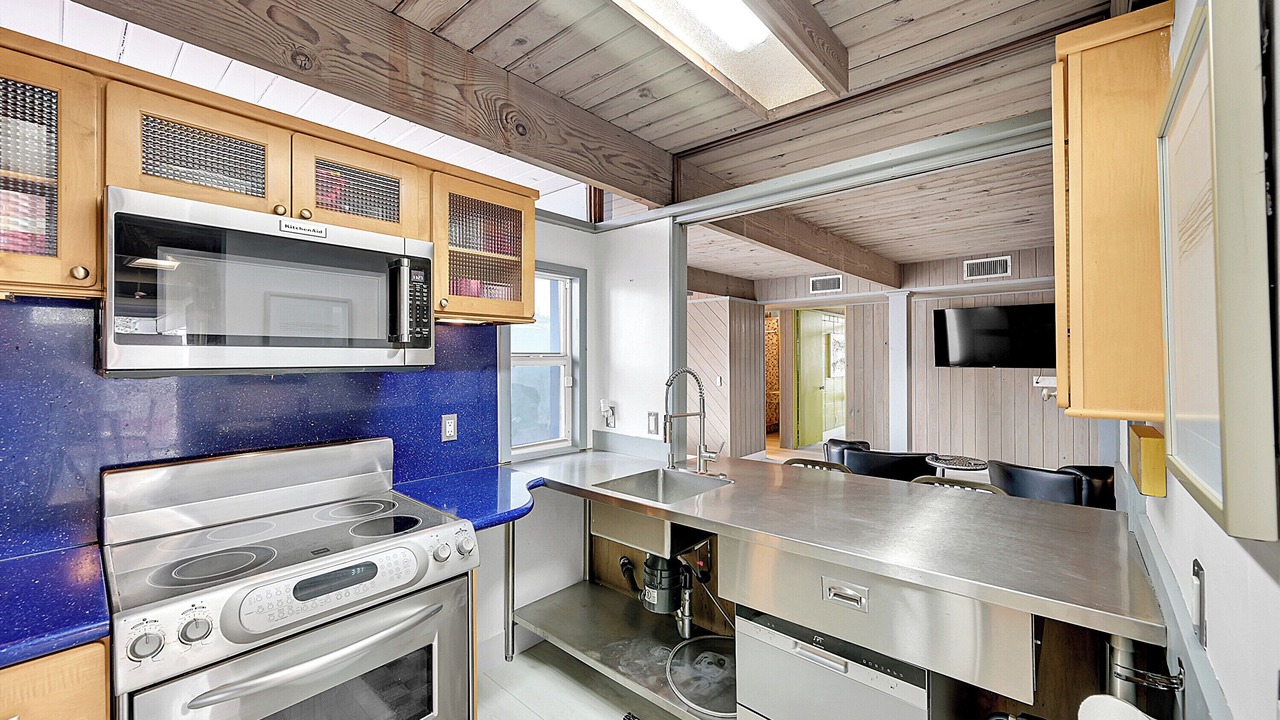 Photo of Kitchen in Lauderdale-by-the-Sea