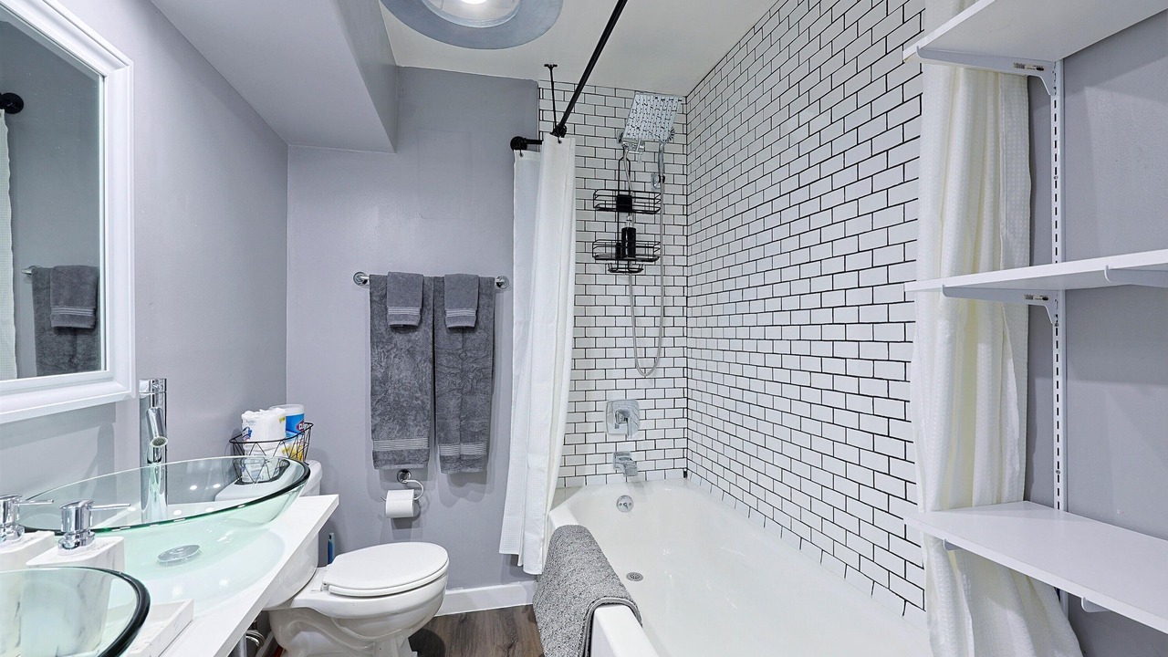Photo of Bathroom in Beacon