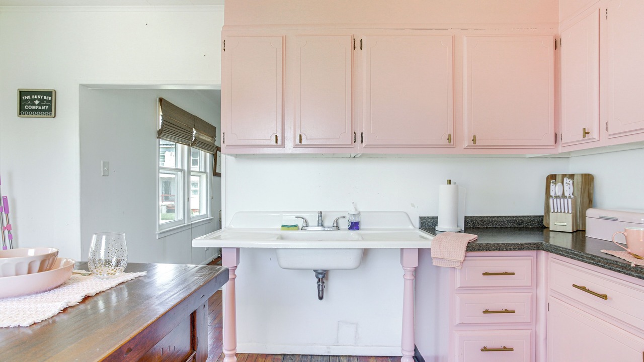 Photo of Kitchen in Ewell