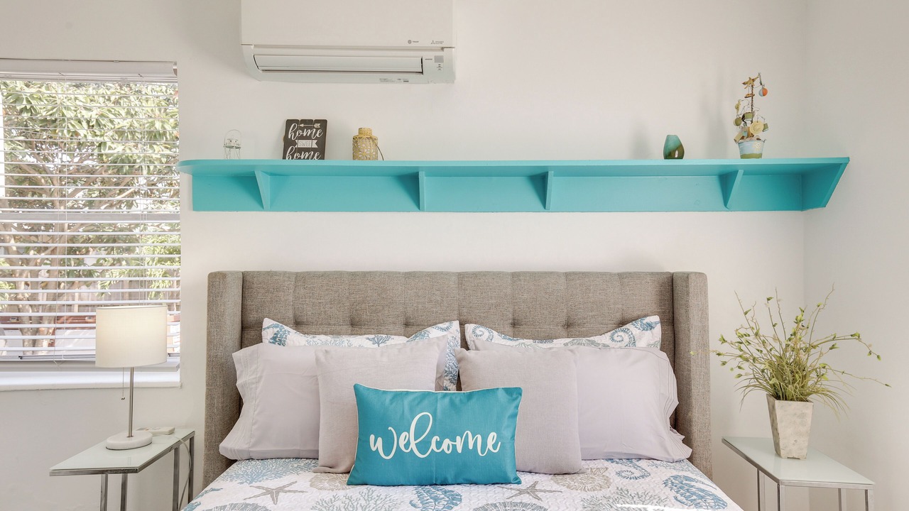 Photo of Bedroom in Royal Poinciana